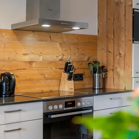 Tauern Mitterwirt 202 *