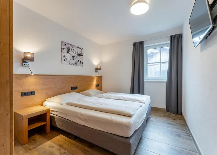 Tauern Mitterwirt 202 *